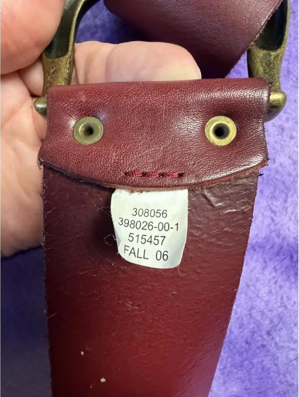Gap y2k fall 06 genuine leather burgundy belt
